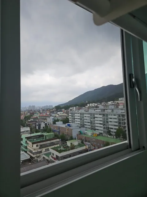 김해 내동 한진아파트 방충망틀 제작 블랙스텐망 설치 완료