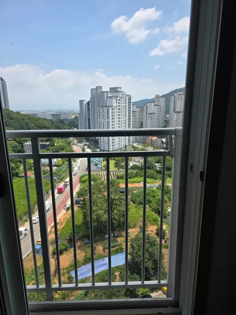 김해 율하 서희스타힐스 미세방충망 교체 완료